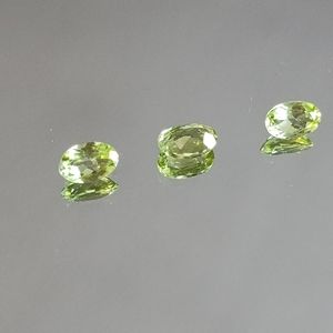 Peridot loose gemstones